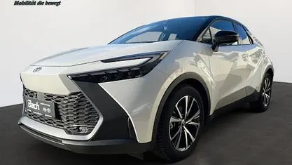 Neu Toyota C-HR 140 PS (102 kW) 2026 Platinum white SUV