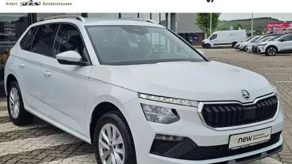 Gebraucht Skoda Kamiq Selection 116 PS (85 kW) 2025 Weiß schwarz SUV
