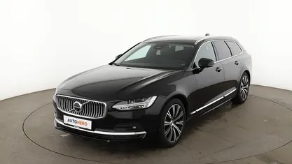 Gebraucht Volvo V90 Ultimate 197 PS (144 kW) 2025 Schwarz Kombi