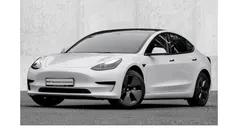 Weiß Gebraucht 2021 Tesla Model 3 Standard Range Plus Limousine | 23.890 € (Fairer Preis)