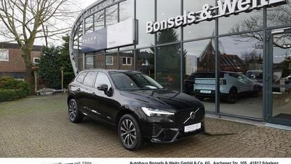 Używany Volvo XC60 Plus 197 KM (144 kW) 2022 Czarny SUV
