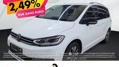 Gebraucht VW Touran Goal 150 PS (110 kW) 2025 Pure white Van / Kleinbus