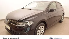 Deep black perleffekt Gebraucht 2023 VW Polo Life Limousine | 21.855 € (Fairer Preis)
