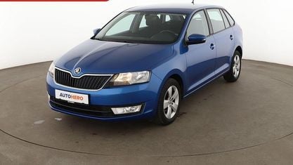 Używany Skoda Rapid Ambition 90 KM (66 kW) 2016 Niebieski Hatchback