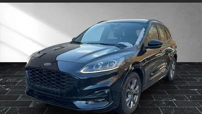 Obsidianschwarz Gebraucht 2023 Ford Kuga ST-Line SUV | 25.900 € (Fairer Preis)
