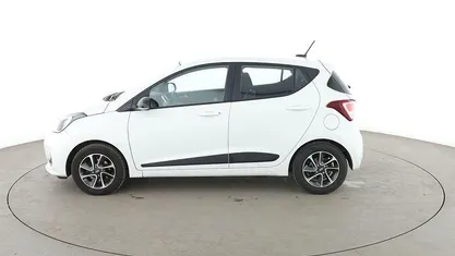 Weiß Gebraucht 2018 Hyundai i10 Style Kleinwagen | 12.520 € (Fairer Preis)