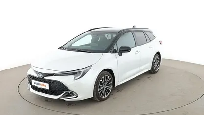 Usado Toyota Corolla 196 HP (144 kW) 2024 Branco Carrinha
