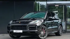 Tiefschwarzmetallic Gebraucht 2021 Porsche Cayenne GTS SUV | 85.390 € (Teuer)