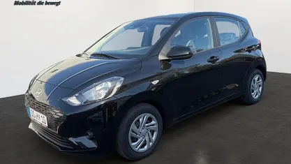 Phantom black Gebraucht 2025 Hyundai i10 Select Kleinwagen | 15.840 € (Fairer Preis)