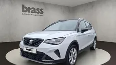 Nevada weiß metallic/midnight schwarz metallic Gebraucht 2023 Seat Arona FR SUV | 21.450 € (Fairer Preis)
