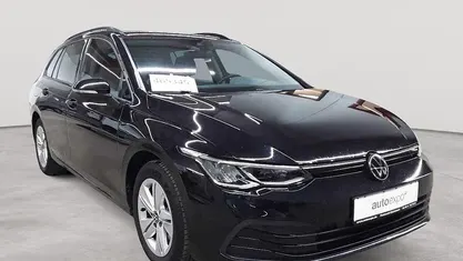 Gebraucht 2021 VW Golf VIII Life Kombi | 17.490 € (Fairer Preis)