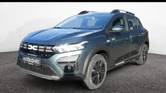 Safari grüngrau Gebraucht 2025 Dacia Sandero Expression Kleinwagen | 17.480 € (Guter Preis)