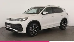 Weiß Gebraucht 2024 VW Tiguan R-line SUV | 48.484 € (Superpreis)