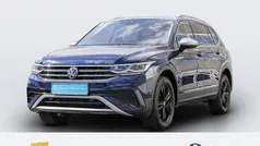Blau Gebraucht 2022 VW Tiguan Allspace Elegance SUV | 40.720 € (Fairer Preis)