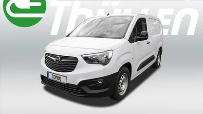 Weiß Gebraucht 2024 Opel Combo-e Life XL Edition Van | 28.480 € (Fairer Preis)