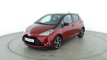 Usata Toyota Yaris Hybrid Style 101 CV (74 kW) 2018 Rosso Utilitaria