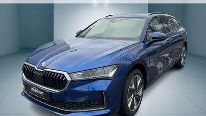 Cobalt blau metallic Neu 2025 Skoda Superb Selection Kombi | 58.950 €