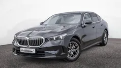 Schwarz Gebraucht 2024 BMW 520 Sport Line Limousine | 52.950 € (Guter Preis)