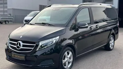 Schwarz Gebraucht 2014 Mercedes V220 Edition Van / Kleinbus | 33.990 € (Etwas zu teuer)