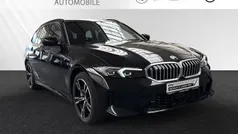 Saphirschwarz metallic Gebraucht 2025 BMW 330 Performance Kombi | 39.999 € (Superpreis)
