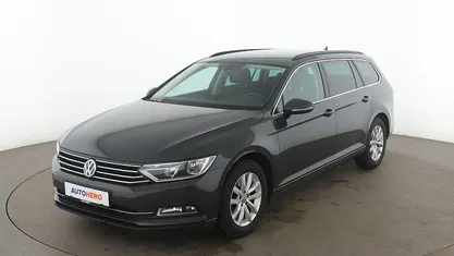 Grau Gebraucht 2017 VW Passat Comfortline Kombi | 15.250 € (Fairer Preis)