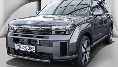 Magnetic grey Gebraucht 2025 Hyundai Santa Fe Techniq SUV | 54.880 € (Fairer Preis)