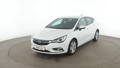 Gebraucht Opel Astra Active 2017 Weiß Limousine
