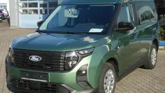Grün Gebraucht 2024 Ford Tourneo Courier Trend Van / Kleinbus | 26.990 € (Fairer Preis)