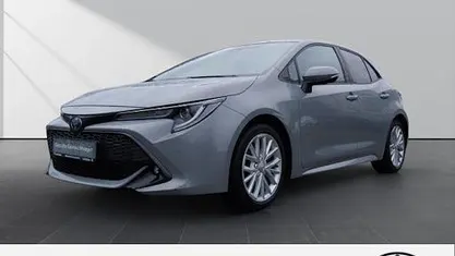 Grau Gebraucht 2022 Toyota Corolla Team Limousine | 22.990 € (Fairer Preis)