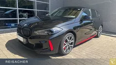 Saphirschwarz metallic Gebraucht 2024 BMW 128 M Sport Limousine | 34.990 € (Fairer Preis)