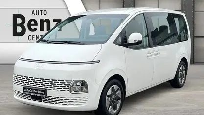 Gebraucht 2025 Hyundai Staria Trend Van / Kleinbus | 41.990 € (Guter Preis)