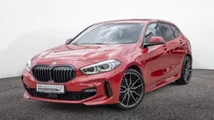 Rot Gebraucht 2023 BMW 118 Performance Kleinwagen | 27.900 € (Etwas zu teuer)