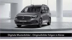 Grau Gebraucht 2022 Mercedes 180 Progressive Limousine | 23.850 € (Fairer Preis)