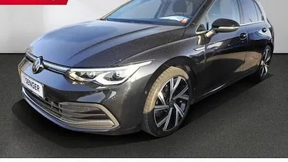 Gebraucht VW Golf VIII Style 190 PS (139 kW) 2022 Limousine