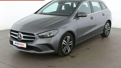 Gebraucht Mercedes B200 Progressive 163 PS (119 kW) 2020 Grau Kleinwagen
