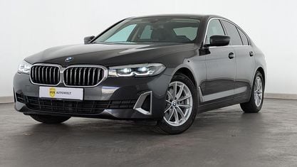 Używany BMW 520 Luxury Line 190 KM (139 kW) 2021 Szary Sedan/Limuzyna