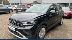 Kings red (rot) Gebraucht 2024 VW T-Cross Life SUV | 22.750 € (Fairer Preis)