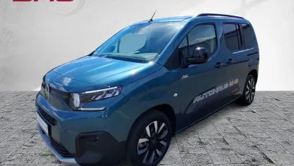 Gebraucht Citroën Berlingo 131 PS (96 kW) 2026 Kyama blau metallic (blau) Van / Kleinbus