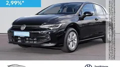 Gebraucht 2024 VW Golf VIII Life Limousine | 29.290 € (Fairer Preis)
