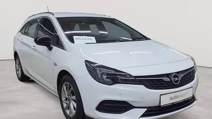 Gebraucht Opel Astra Business Elegance 122 PS (89 kW) 2021 Schneeweiß Kombi