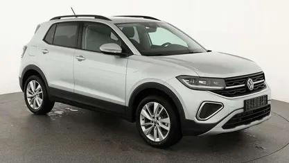 Gebraucht 2025 VW T-Cross Life SUV | 28.184 € (Fairer Preis)