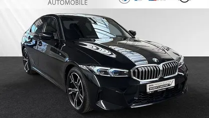 Gebraucht BMW 320 M Sport 190 PS (139 kW) 2025 Black sapphire metallic Limousine