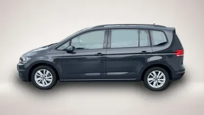 Gebraucht VW Touran Comfortline 150 PS (110 kW) 2022 Grau Van / Kleinbus