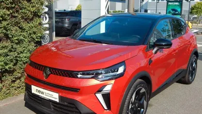 Neu Renault Captur Techno 114 PS (83 kW) 2026 Rot SUV