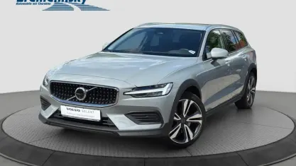 Gebraucht Volvo V60 Plus 197 PS (144 kW) 2024 Grau Kombi