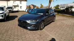Gebraucht 2025 Ford Focus ST-Line X Limousine | 28.490 € (Guter Preis)