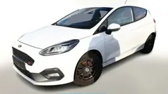 Frost weiß Gebraucht 2018 Ford Fiesta ST Kleinwagen | 14.035 € (Fairer Preis)