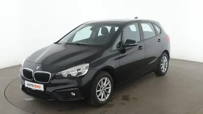 Schwarz Gebraucht 2017 BMW 218 Active Tourer Advantage Van / Kleinbus | 13.580 € (Fairer Preis)