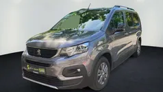 Lackierung platiniumgrau/typ aussenverkleidung metalliclackierung Gebraucht 2023 Peugeot Rifter Allure Van / Kleinbus | 22.990 € (Fairer Preis)