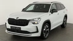 Moon white perleffekt Neu 2025 Skoda Kodiaq SportLine SUV | 50.445 € (Fairer Preis)